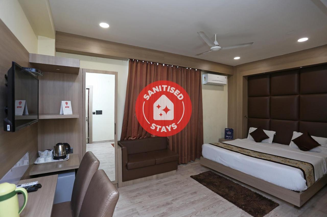 Capital O 5663 Gs Inn Chinhat Kültér fotó
